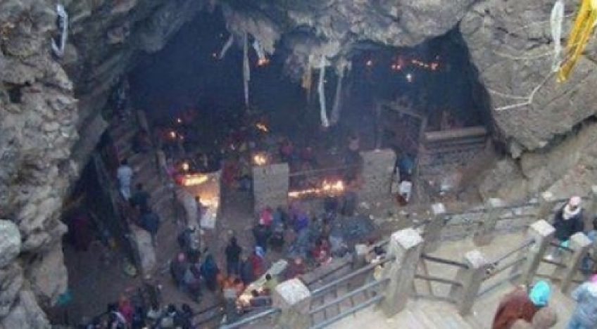 Halesi Pilgrimage Trek, Halesi Maratika Cave