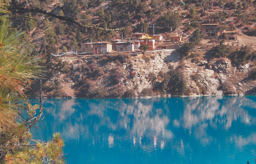 Phoksundo Lake, Old monastery, Teahouse trek